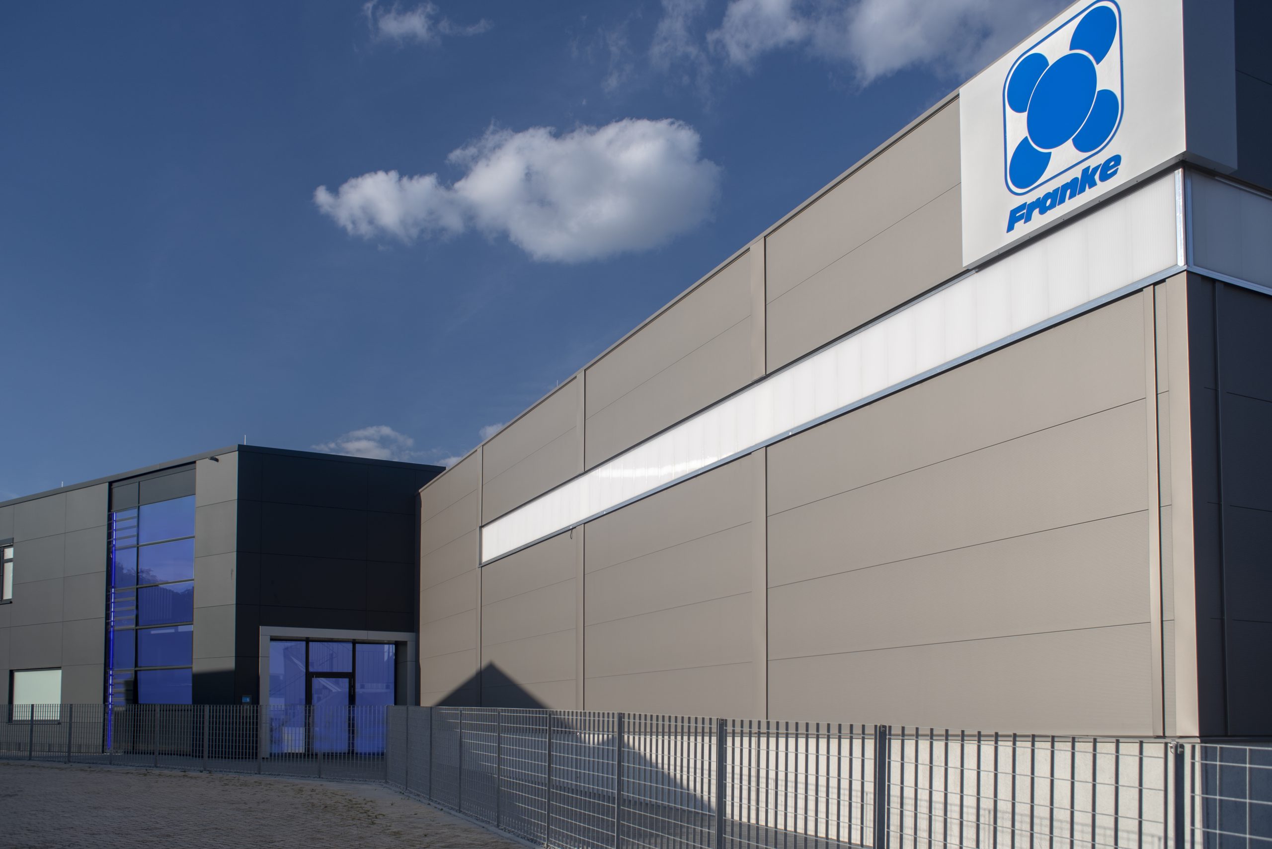 Franke und Heydrich – Krähe und Wöhr – Stahlbauten Stahlhallen