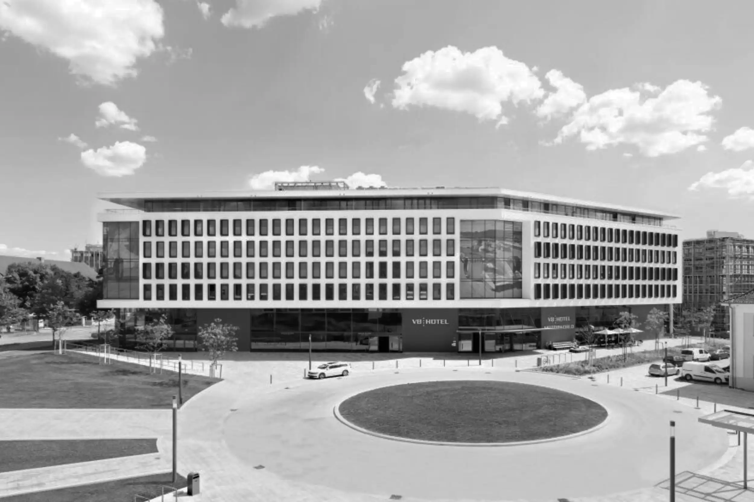 Einkauf- und Freizeitgebäude
