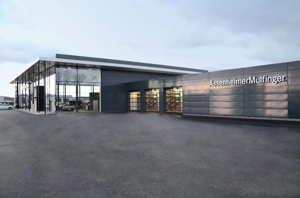 Der Gewerbebau umfasst auch den Bau von Autohäusern